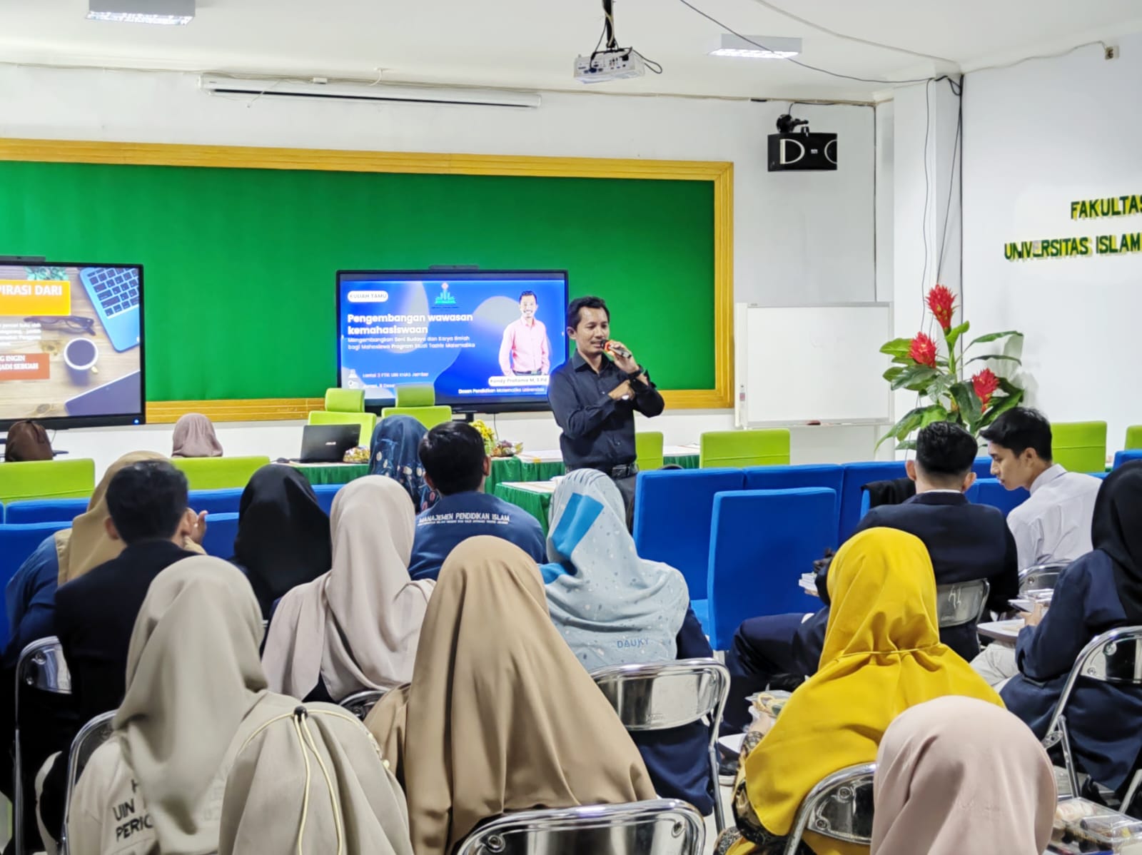 SEMINAR NASIONAL : Riset & Publikasi Pendidikan Matematika Sejak Dini untuk Menyongsong Prodi Unggul
